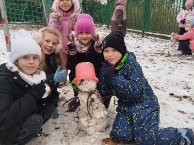 PRVNÍ SNÍH V PARKU SANTOŠKA - II. ODDĚLENÍ (A. RIEGLOVÁ)