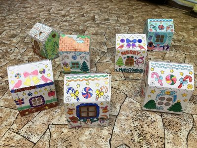 ZIMNÍ TVOŘENÍ - VIII. ODDĚLENÍ (A. HRDINOVÁ)