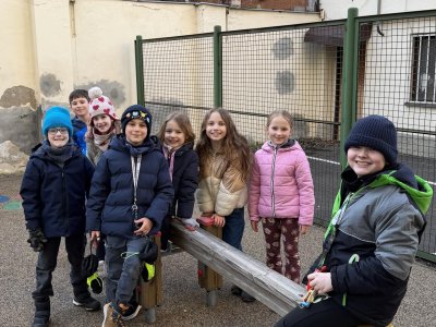 HRY VENKU A V DRUŽINĚ - IV. ODDĚLENÍ (A. CABUKOVÁ)